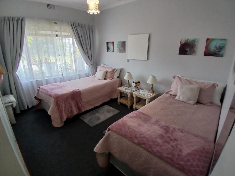 4 Bedroom Property for Sale in Stilbaai Wes Western Cape